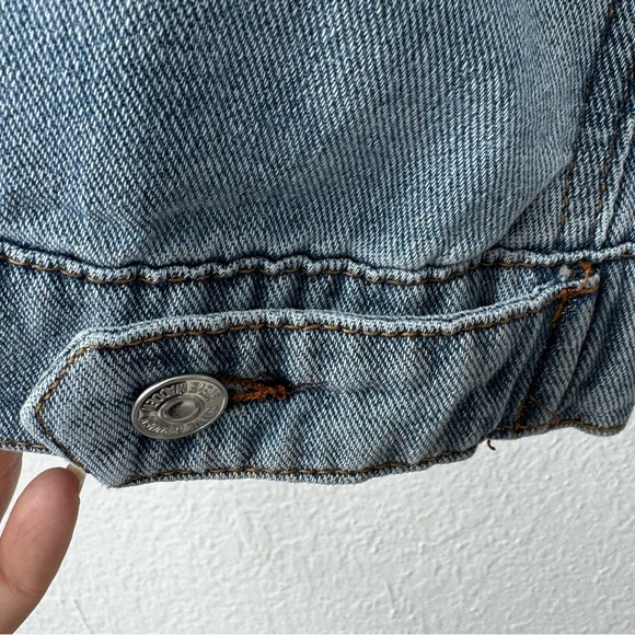 Steve Madden Blue Lightweight Denim Jacket Size XL - Picture 5 of 7